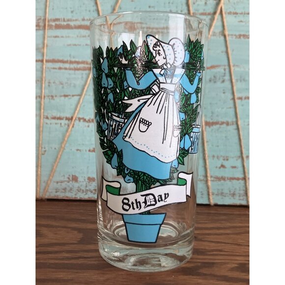 Vintage Twelve 12 Days of Christmas Glass Tumbler 5.5" tall - 8th Day - Picture 1 of 7